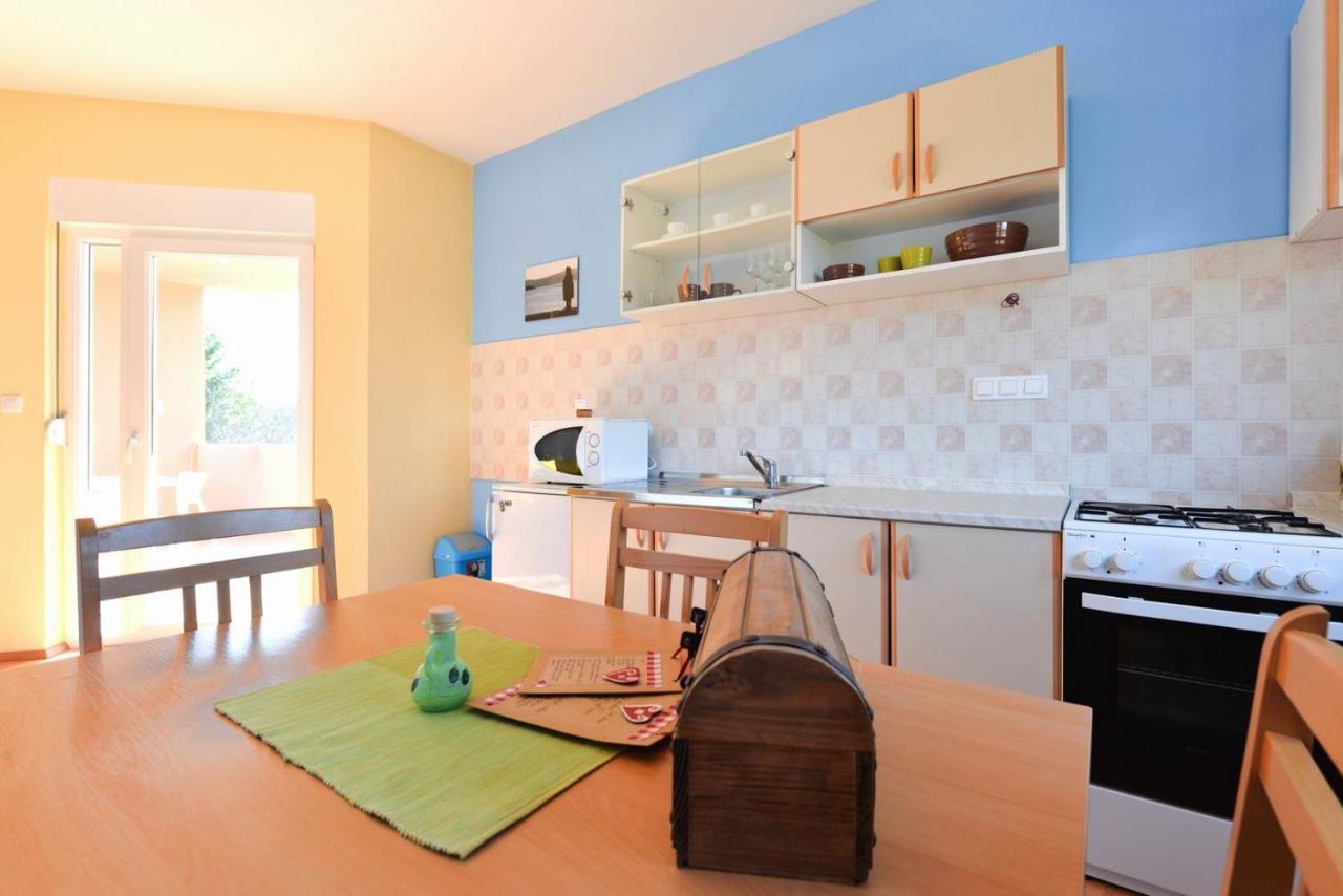 Paklina Apartments Starigrad Paklenica Bagian luar foto